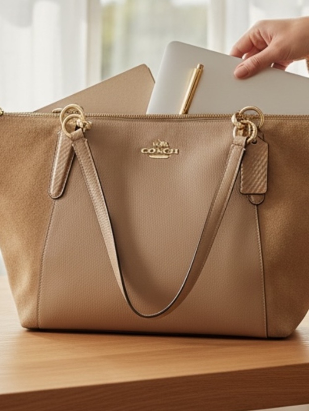 Coach Suede Leather Shoulder Bag Taupe Beige Hobo Purse Gold Hardware Large